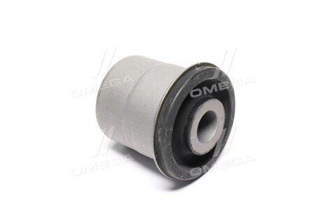 Сайлентблок переднего рычага ctr CVKK54