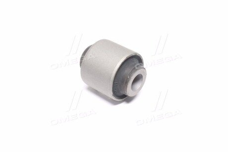 Сайлентблок переднего рычага ctr CVM11