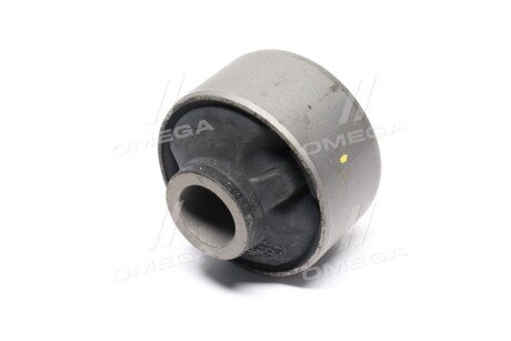 Сайлентблок переднього важеля ctr CVSU1