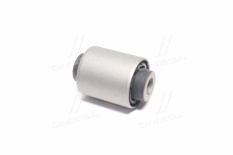 Сайлентблок переднего рычага ctr CVSU2