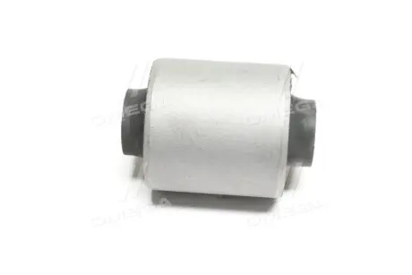 Сайлентблок рычага HYUNDAI ELANTRA HD 06-11 I30 07-12 KIA CEE\'D 06-12 (пр-во) CTR CVKH-128