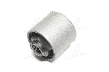 Сайлентблок заднего продольного рычага ctr CVKH111