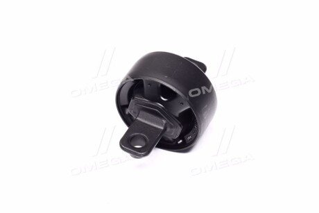 Сайлентблок заднего продольного рычага правый ctr CVKK92R