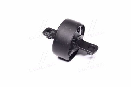 Сайлентблок заднего продольного рычага правый ctr CVKK92R