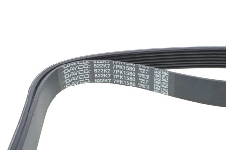 Привідний ремінь генератора dayco 7PK1580