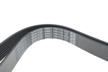 Привідний ремінь генератора dayco 7PK1770