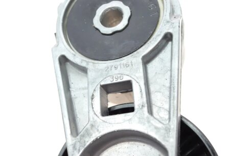 Натяжитель поликлинового ремня dayco APV2671