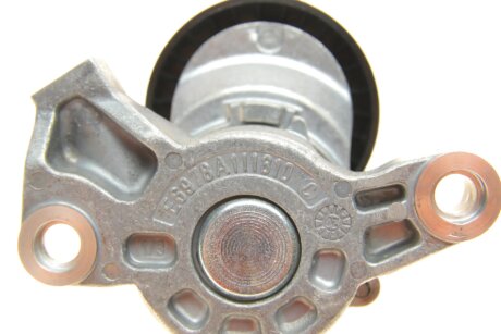 Натяжитель ремня dayco APV3800