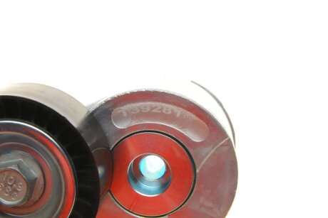 Натяжитель ремня dayco APV3865