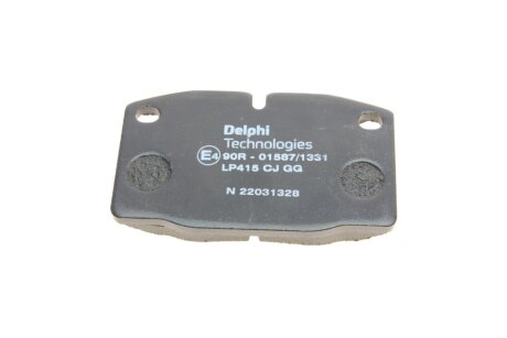 Передние тормозные колодки delphi LP415