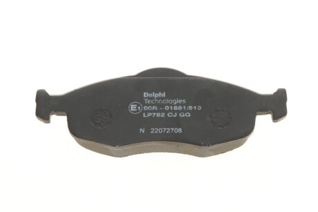 Передние тормозные колодки delphi LP782