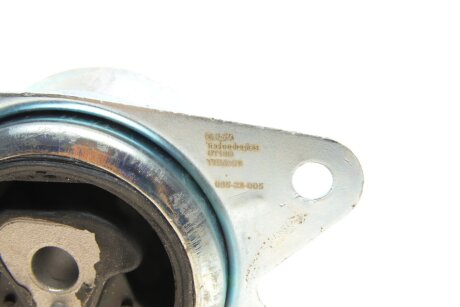 Подушка (опора) двигателя delphi TEM093