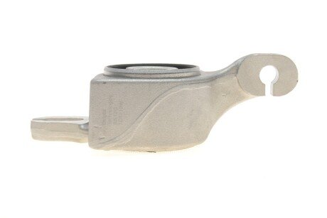 Сайлентблок переднего рычага delphi TD1710W