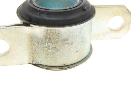 Сайлентблок переднього важеля delphi TD297W