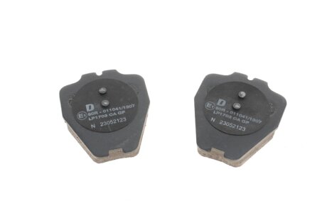 Тормозные колодки delphi LP1703