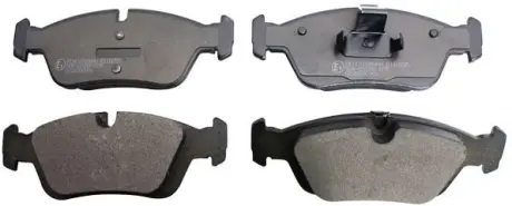 Передние тормозные колодки denckermann B110055