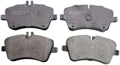 Передні тормозні (гальмівні) колодки Denckermann B110448