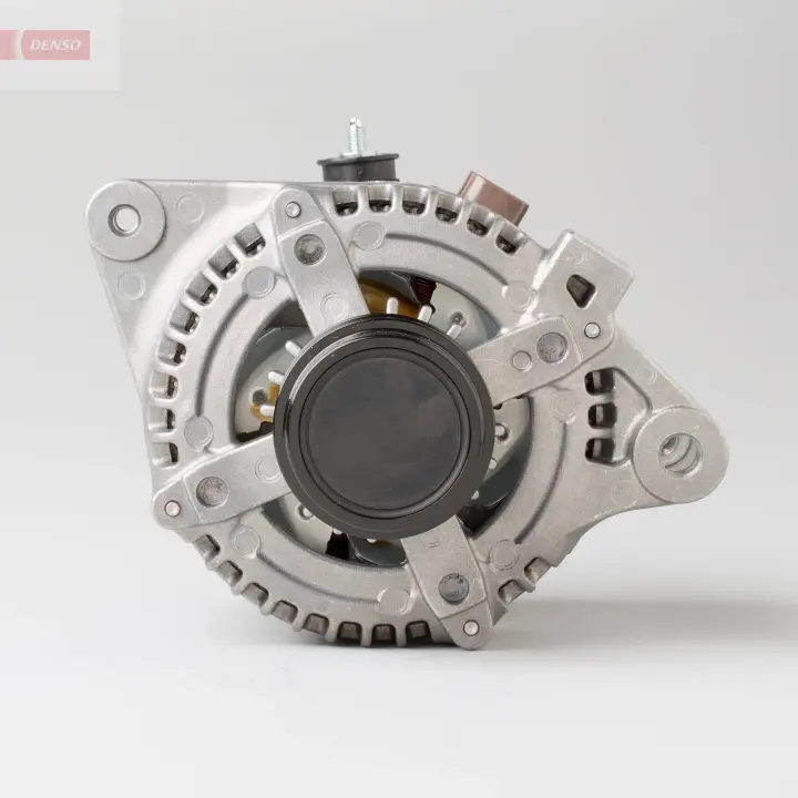 Генератор Denso DAN1011 (фото 1)