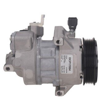 Компресор кондиціонера denso DCP17054