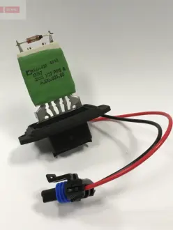 Резистор вентилятора радіатора Denso DRS23008