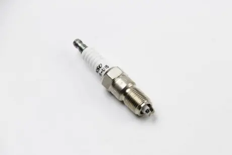 Свеча зажигания NICKEL MAZDA 6 1.8 MZR 02- (пр-во DENSO) Denso T16EPRU15