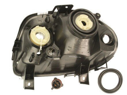 Передня фара depo 5511136RLDEM