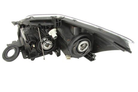 Передняя фара depo 21211M5RLDEM на Тойота Аурис