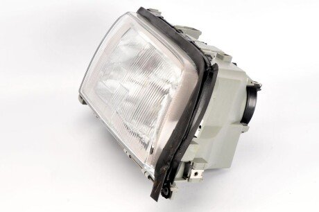 Передня фара depo 4401121RLDEM