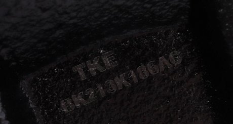 Цапфа (поворотний кулак) dp group SS24188