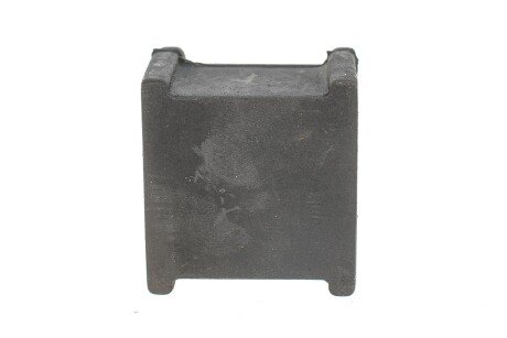 Втулка (резинка) переднего стабилизатора dp group B743