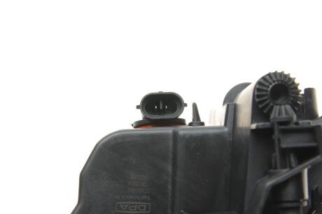 Фара протитуманна права dpa 99411798702