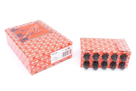 Комплект болтов ГБЦ elring 004260 на Митсубиси Colt