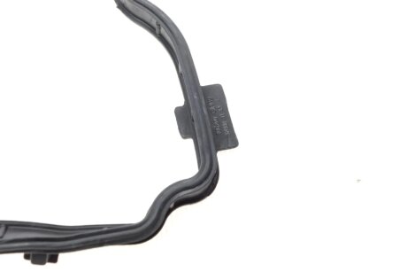 Прокладка кришки клапанів (комплект) elring 094190