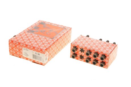 Болти головки блоку elring 477970 на Форд Фокус 3