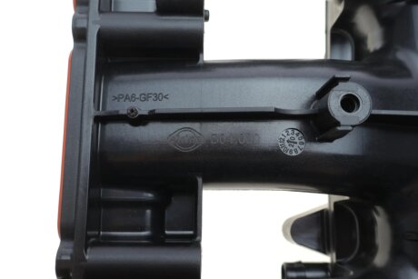 AUDI Впуск. колектор A3 (8P1) 2.0 TFSI 04-12, VW GOLF VI (5K1) 1.8 TSI 09-11, SKODA OCTAVIA II Combi (1Z5) 1.8 TSI 09-13 elring B04000