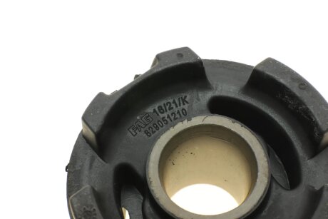 Сайлентблок балки fag 829051210