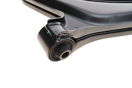 Важіль передньої підвіски fag 821006810