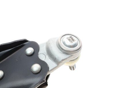 Важіль передньої підвіски fag 821006810