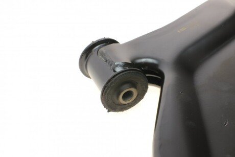 Важіль передньої підвіски fag 821026210