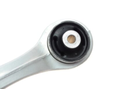 Важіль передньої підвіски fag 821068710