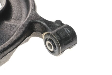 Важіль передньої підвіски fag 821081110