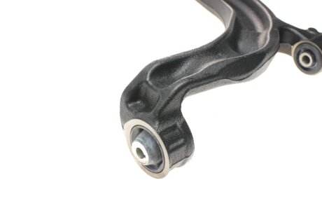 Важіль передньої підвіски fag 821081110