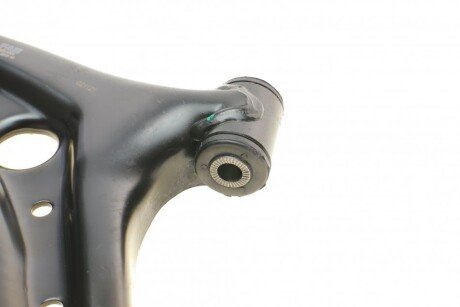 Важіль передньої підвіски fag 821081810