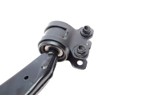 Важіль передньої підвіски fag 821090110