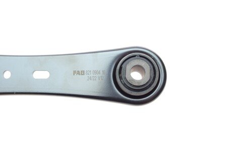 Важіль передньої підвіски fag 821090410