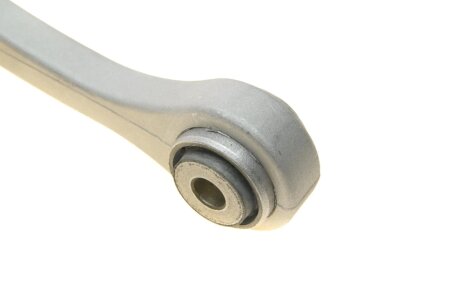 Важіль передньої підвіски fag 821092410