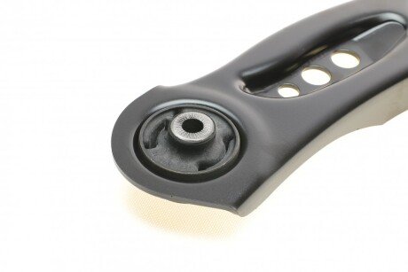 Важіль передньої підвіски fag 821114910