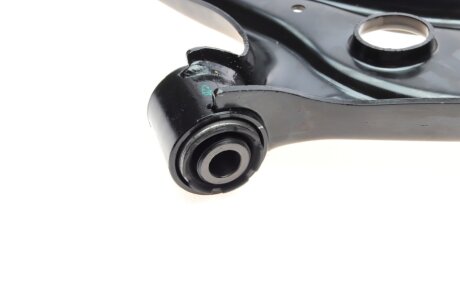 Важіль передньої підвіски fag 821119610