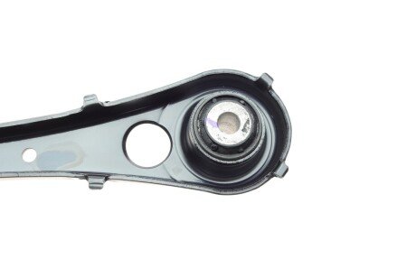 Важіль передньої підвіски fag 821120110