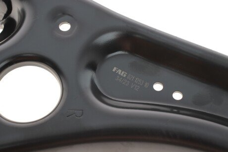 Рычаг передней подвески fag 821125310